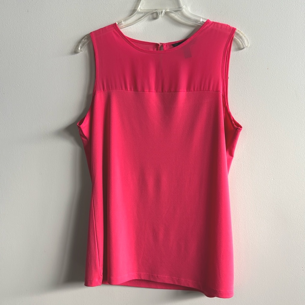 Banana Republic Sleeveless Sheer Yoke Shell Salmon Size L EUC
